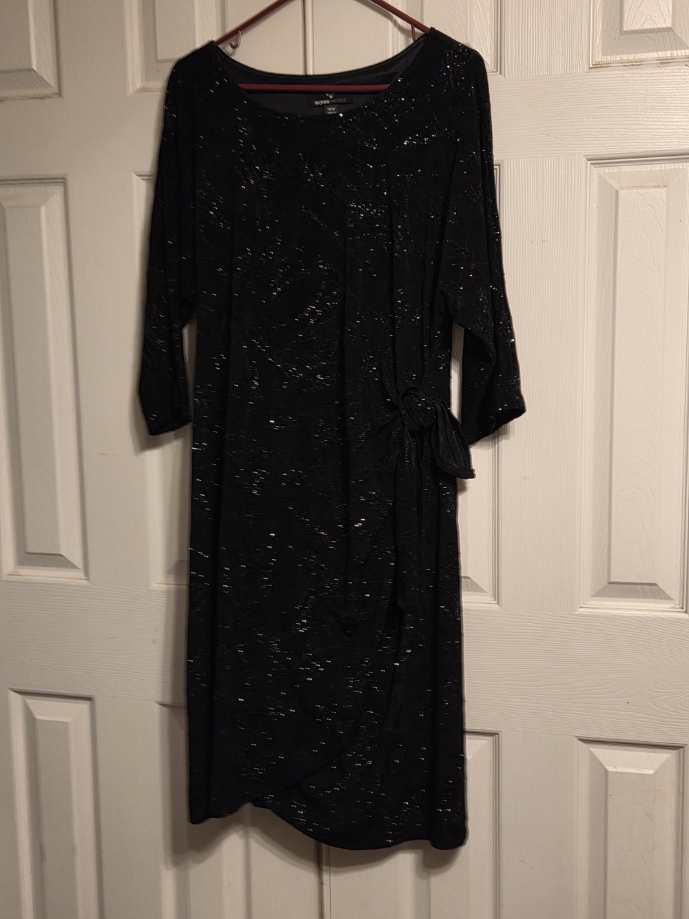 Ronni Nicole Black Sparkle Tie-Waist Midi Dress